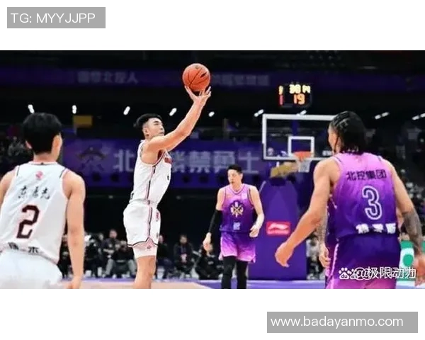 深入分析成都篮球队反击战术的特点与优势