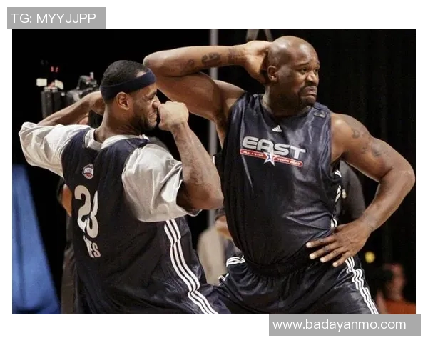 美国足球明星搞笑瞬间大盘点让你捧腹大笑的精彩时刻