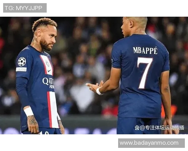 足球巨星新征程开启转会之路引发全球关注与期待